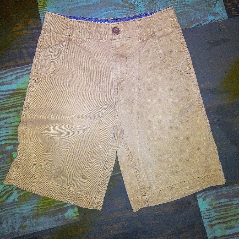 Boys kahki shorts
